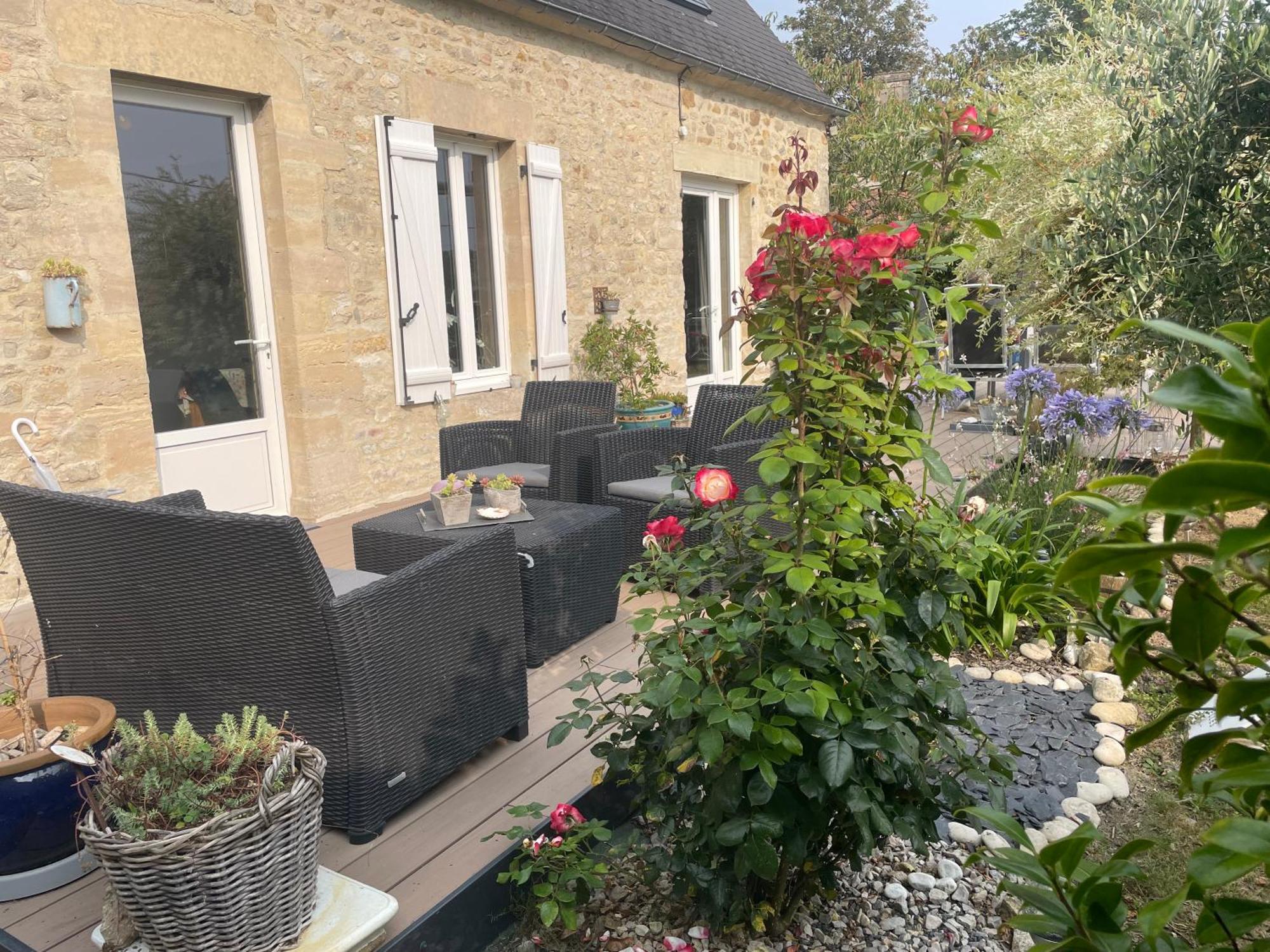 Bed and Breakfast Le Doux Refuge Esquay-sur-Seulles Esterno foto